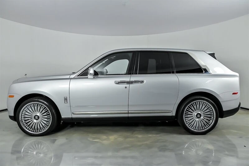 2022 Rolls-Royce Cullinan - Image 7 of 31