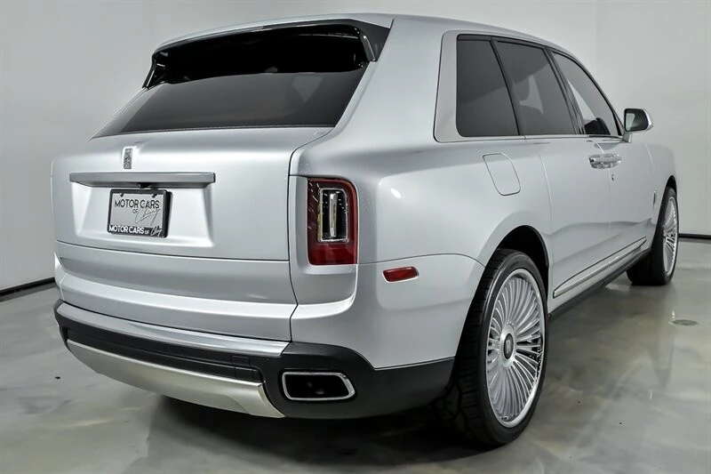 2022 Rolls-Royce Cullinan - Image 10 of 31