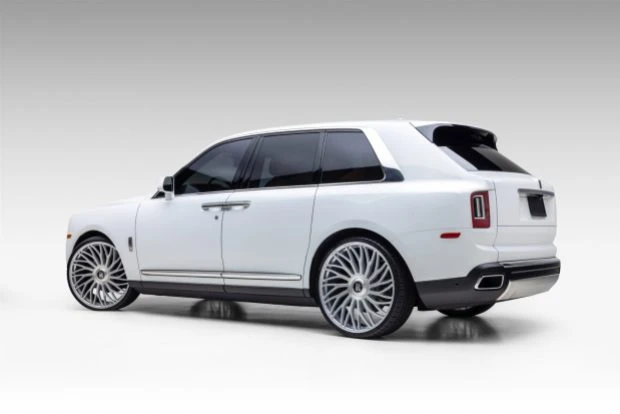2022 Rolls-Royce Cullinan - Image 2 of 7