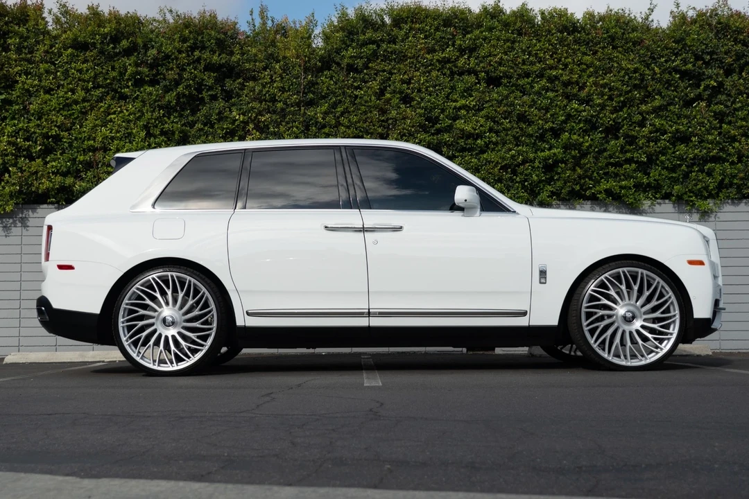 2022 Rolls-Royce Cullinan - Image 8 of 12