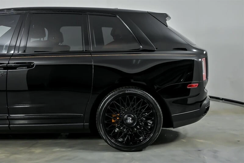 2022 Rolls-Royce Cullinan - Image 9 of 31