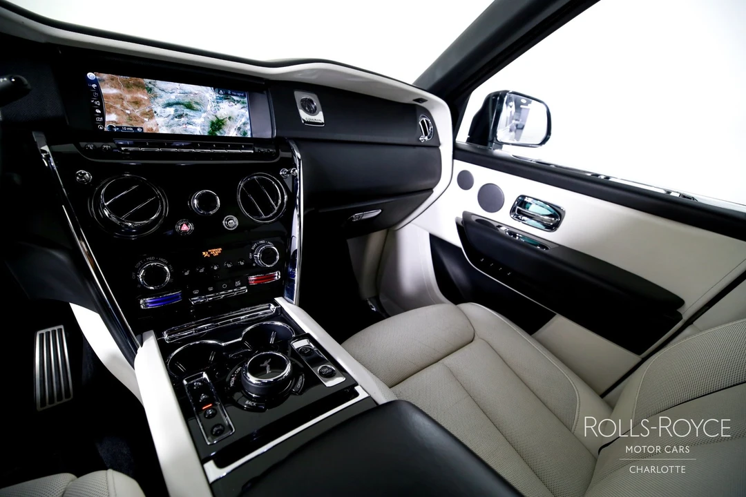 2022 Rolls-Royce Cullinan - Image 15 of 21