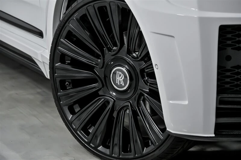 2022 Rolls-Royce Cullinan - Image 4 of 12