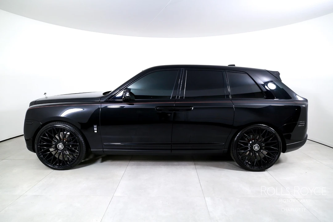 2022 Rolls-Royce Cullinan - Image 3 of 12