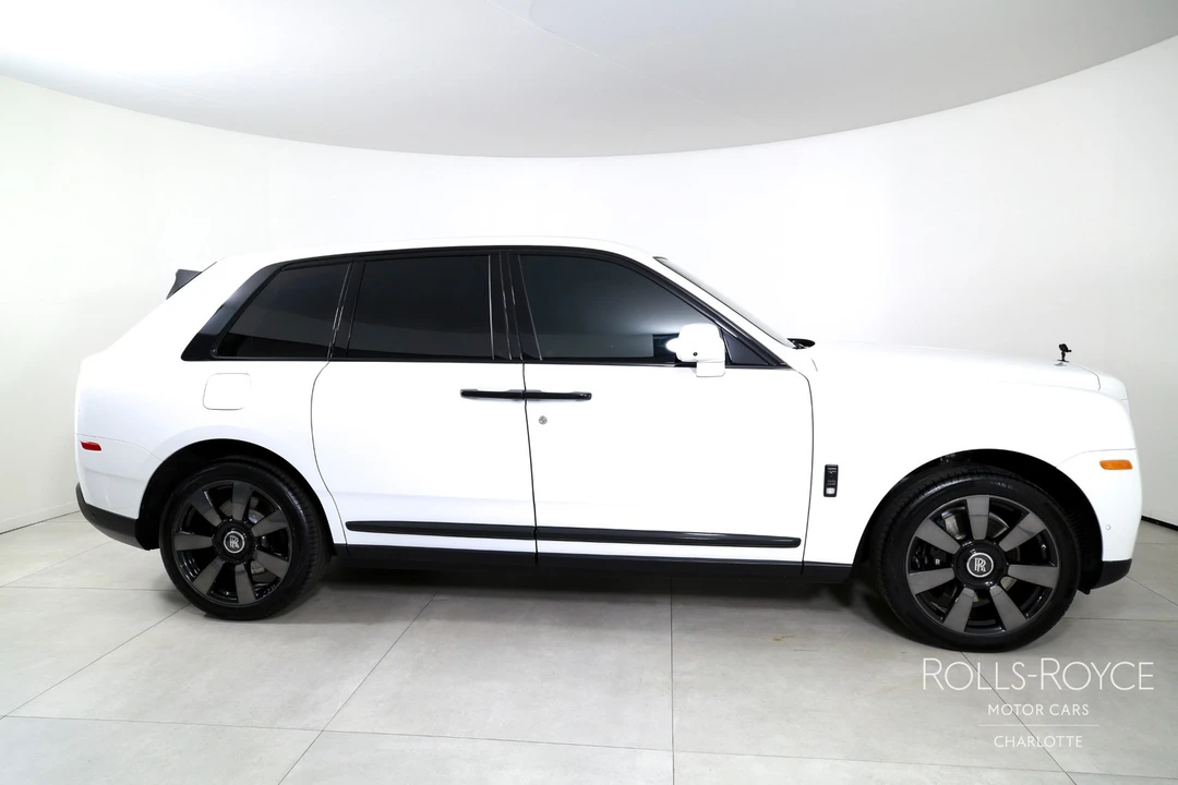 2022 Rolls-Royce Cullinan - Image 10 of 21
