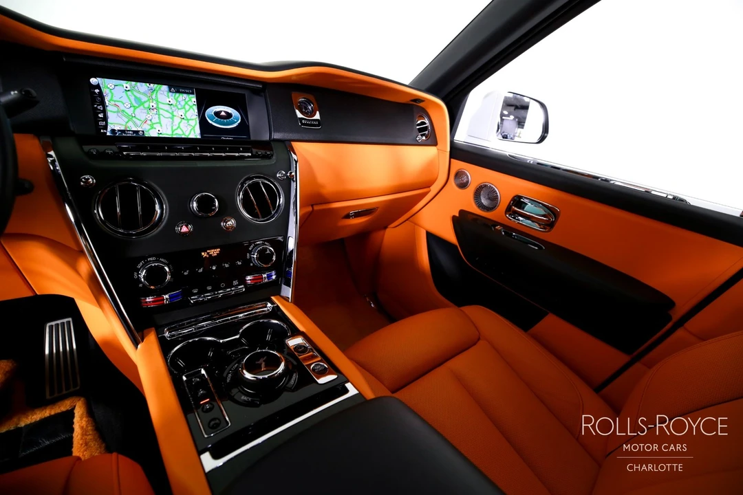 2022 Rolls-Royce Cullinan - Image 16 of 21