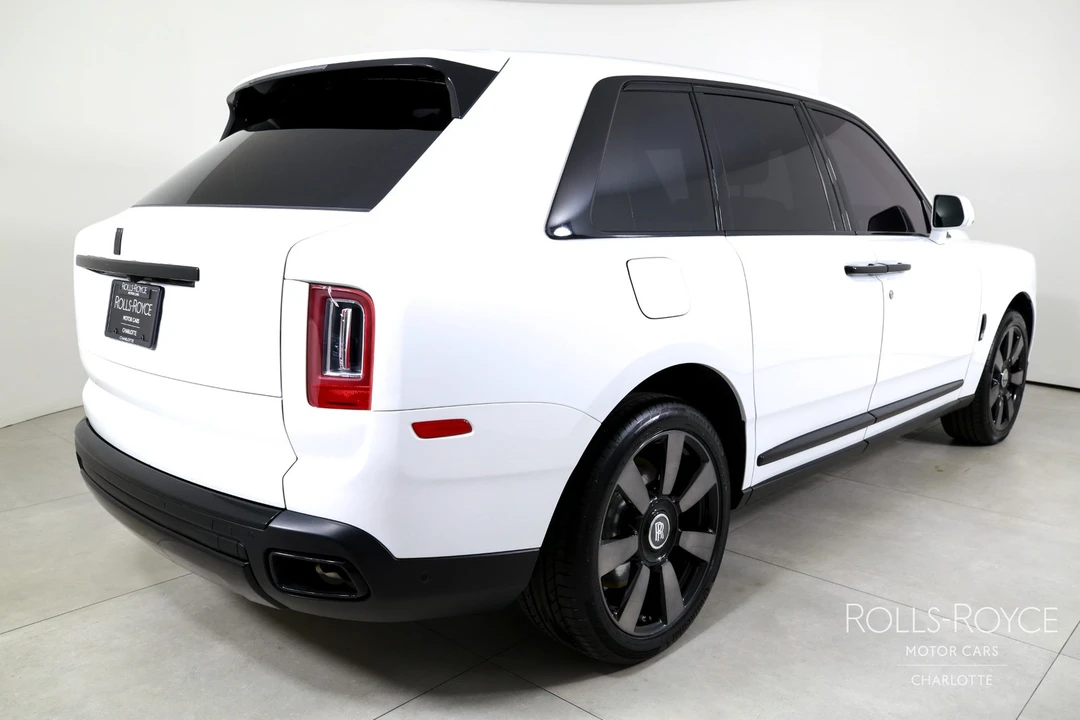 2022 Rolls-Royce Cullinan - Image 2 of 21