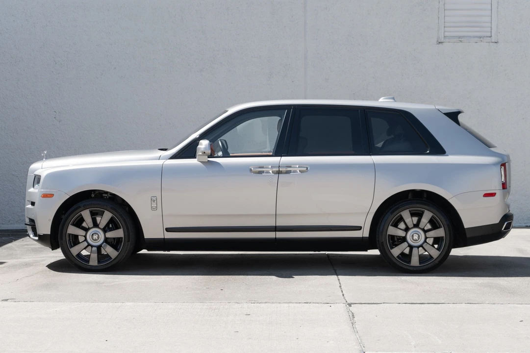 2022 Rolls-Royce Cullinan - Image 8 of 21