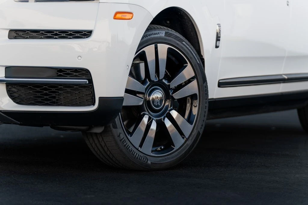 2022 Rolls-Royce Cullinan - Image 3 of 21