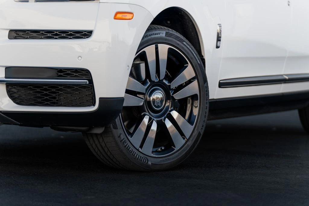2022 Rolls-Royce Cullinan - Image 3 of 21