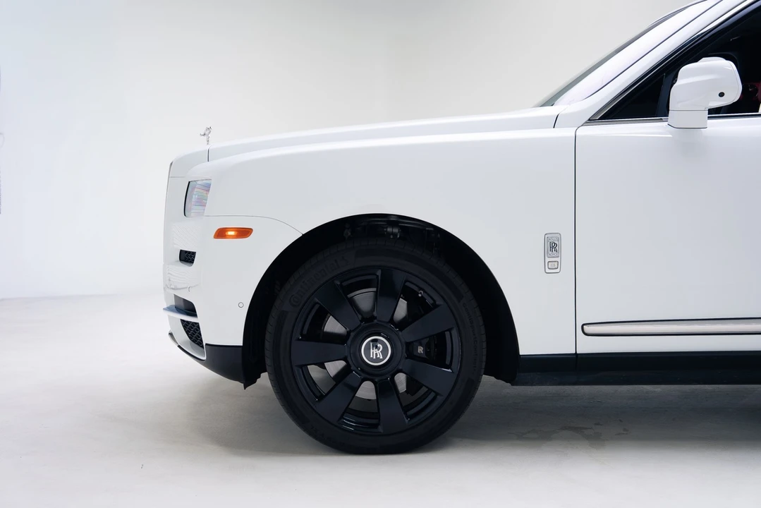 2022 Rolls-Royce Cullinan - Image 15 of 21