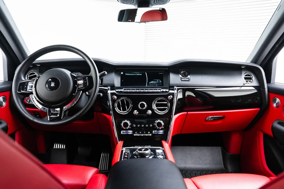 2022 Rolls-Royce Cullinan - Image 2 of 21