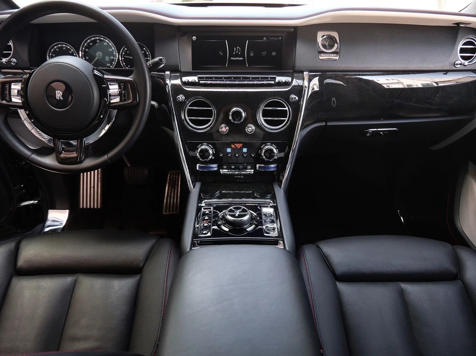 2022 Rolls-Royce Cullinan - Image 4 of 31