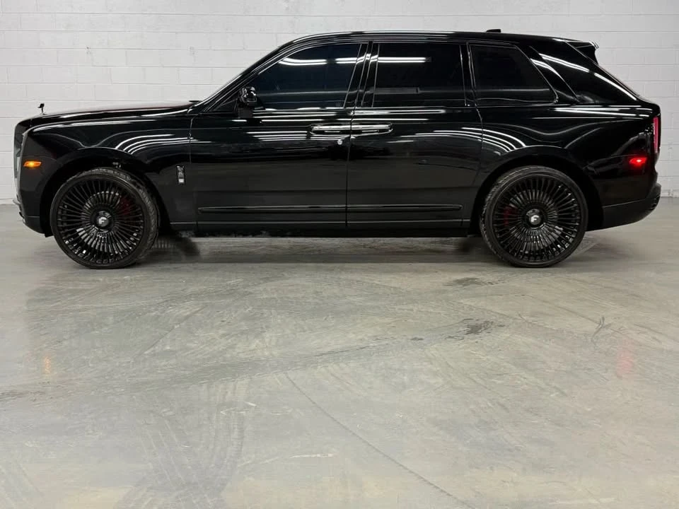 2022 Rolls-Royce Cullinan - Image 2 of 20