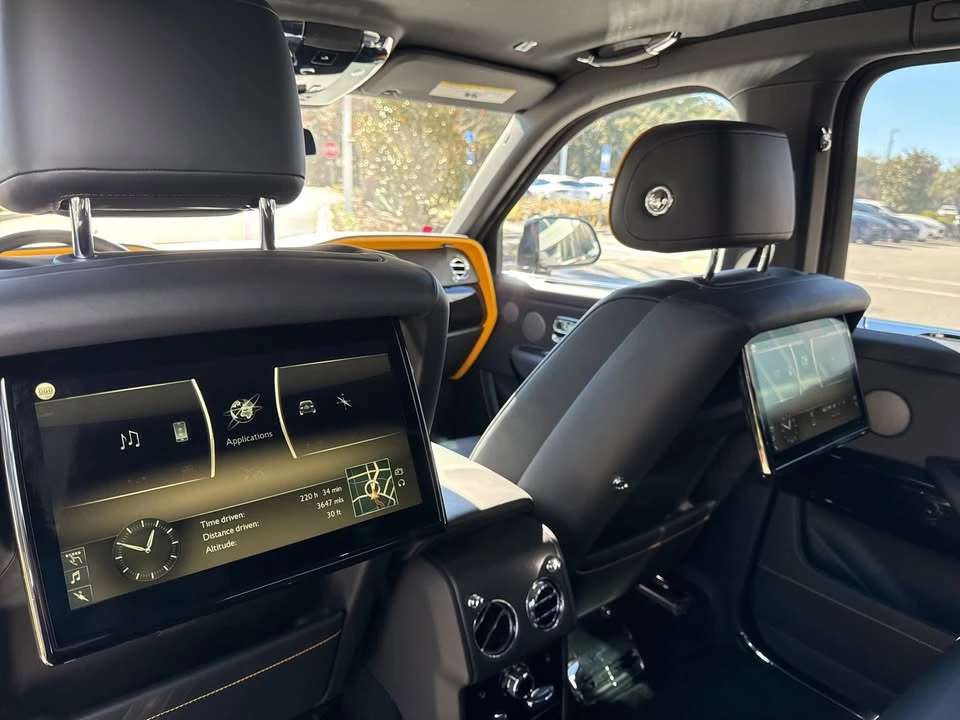 2022 Rolls-Royce Cullinan - Image 15 of 16