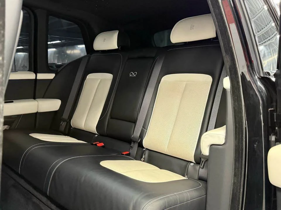2022 Rolls-Royce - Image 11 of 16