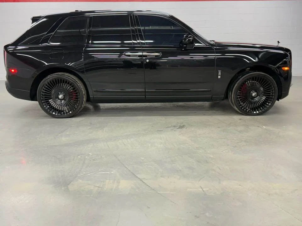 2022 Rolls-Royce - Image 2 of 16