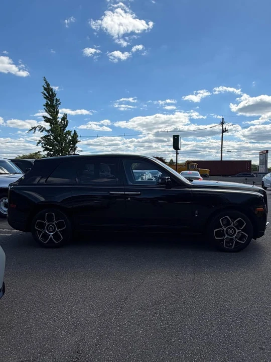 2022 Rolls-Royce Cullinan - Image 4 of 16