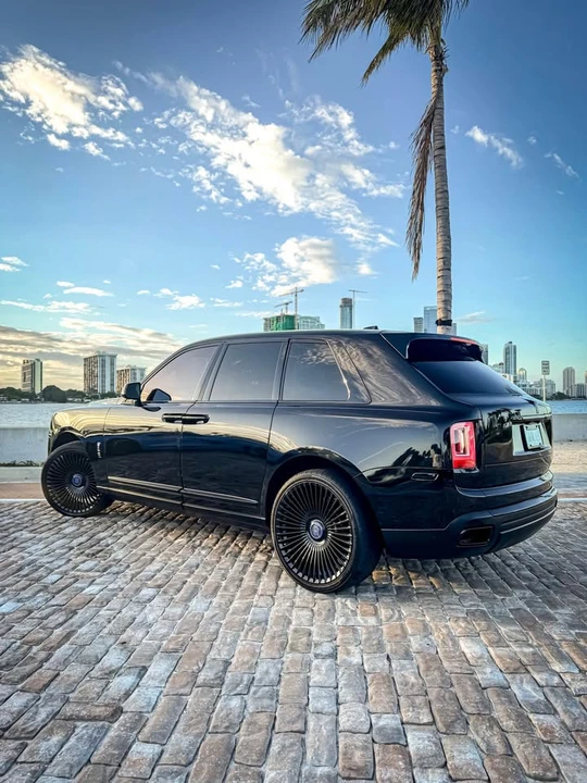 2022 Rolls-Royce Cullinan - Image 5 of 15