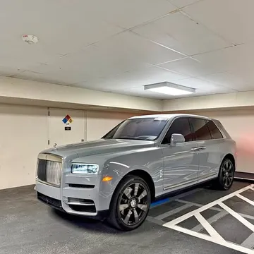2022 Rolls-Royce Cullinan Sport Utility 4D