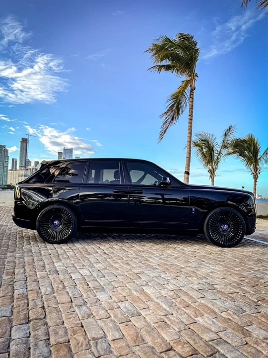 2022 Rolls-Royce Cullinan - Image 3 of 15