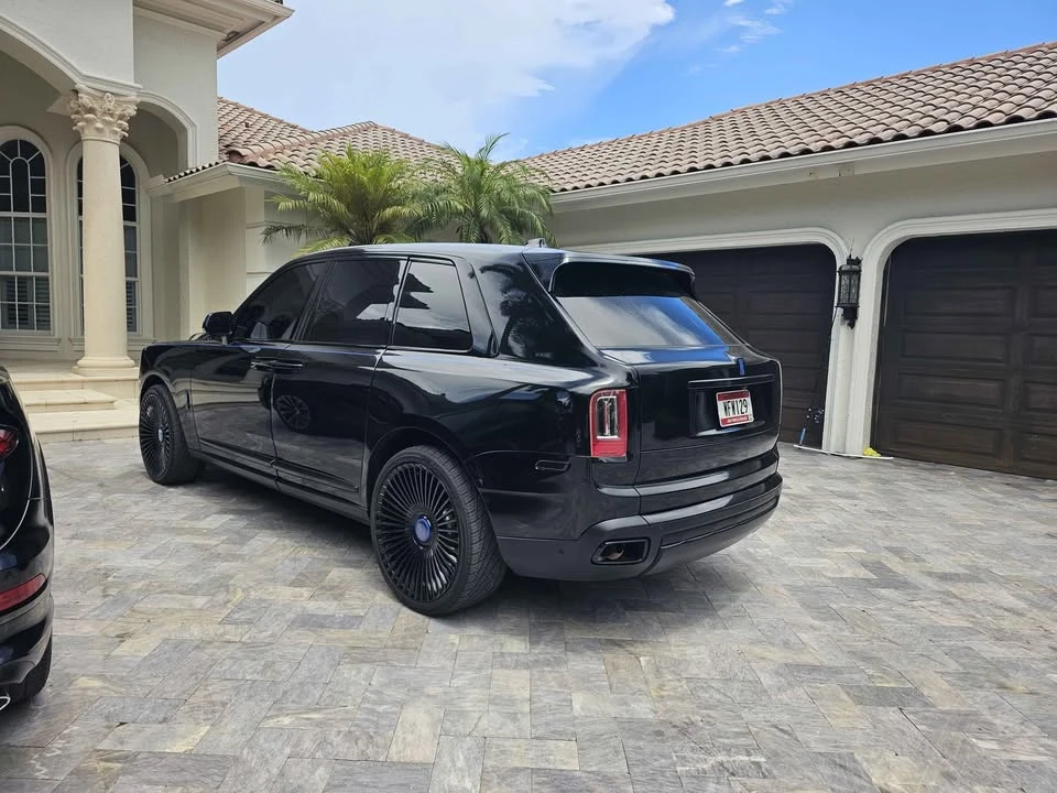 2022 Rolls-Royce Cullinan - Image 3 of 8