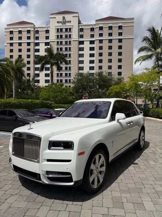2022 Rolls-Royce Cullinan - Image 3 of 10
