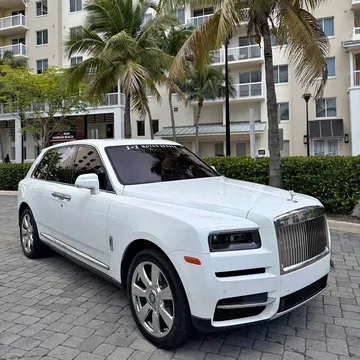2022 Rolls-Royce Cullinan Sport Utility 4D