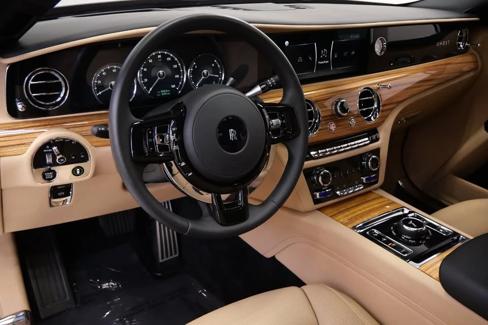 2022 Rolls-Royce Ghost 2nd Gen - Image 9 of 15