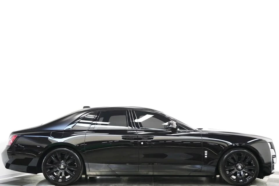 2022 Rolls-Royce Ghost 2nd Gen - Image 2 of 15