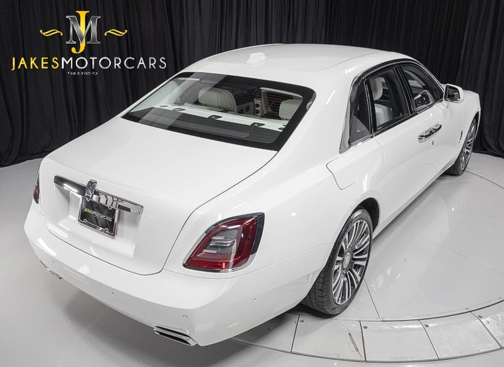 2022 Rolls-Royce Ghost 2nd Gen - Image 12 of 31