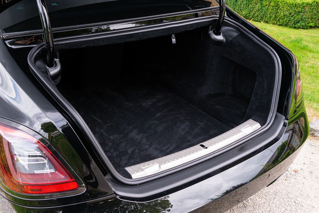 2022 Rolls-Royce Ghost Black Badge 2nd Gen - Image 14 of 31