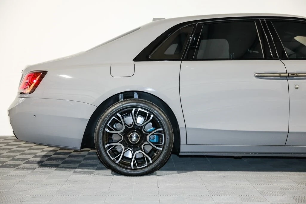 2022 Rolls-Royce Ghost Black Badge 2nd Gen - Image 2 of 21