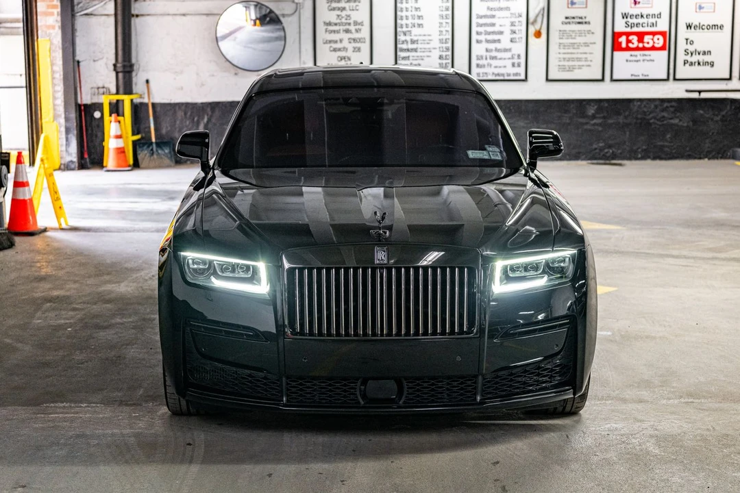 2022 Rolls-Royce Ghost Black Badge 2nd Gen - Image 9 of 21
