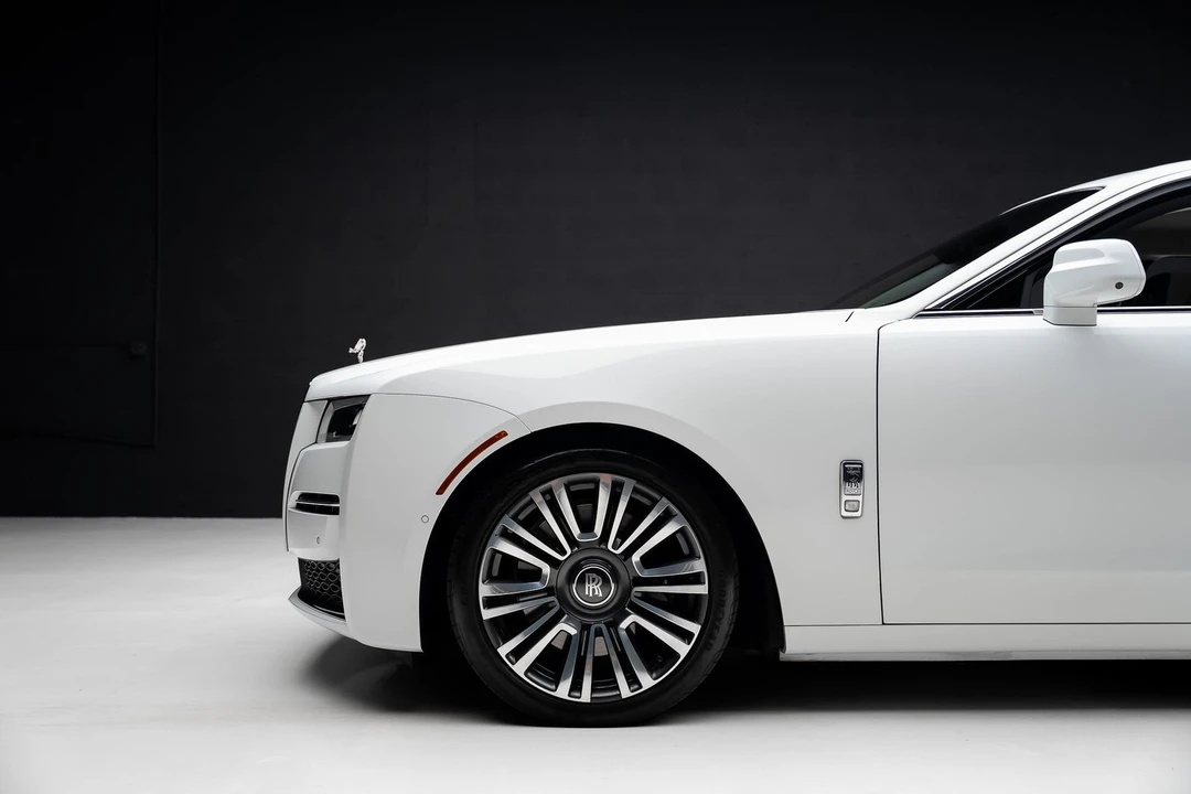 2022 Rolls-Royce Ghost 2nd Gen - Image 18 of 31