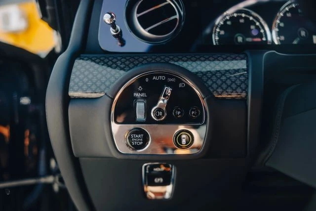 2022 Rolls-Royce Ghost 2nd Gen - Image 19 of 31