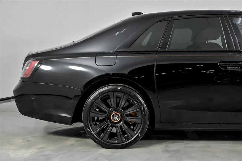 2022 Rolls-Royce Ghost 2nd Gen - Image 13 of 21