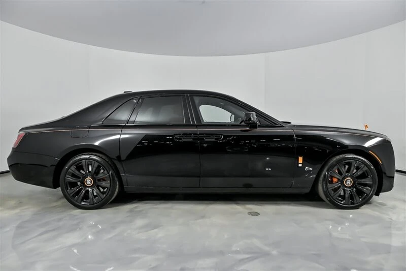 2022 Rolls-Royce Ghost 2nd Gen - Image 14 of 21
