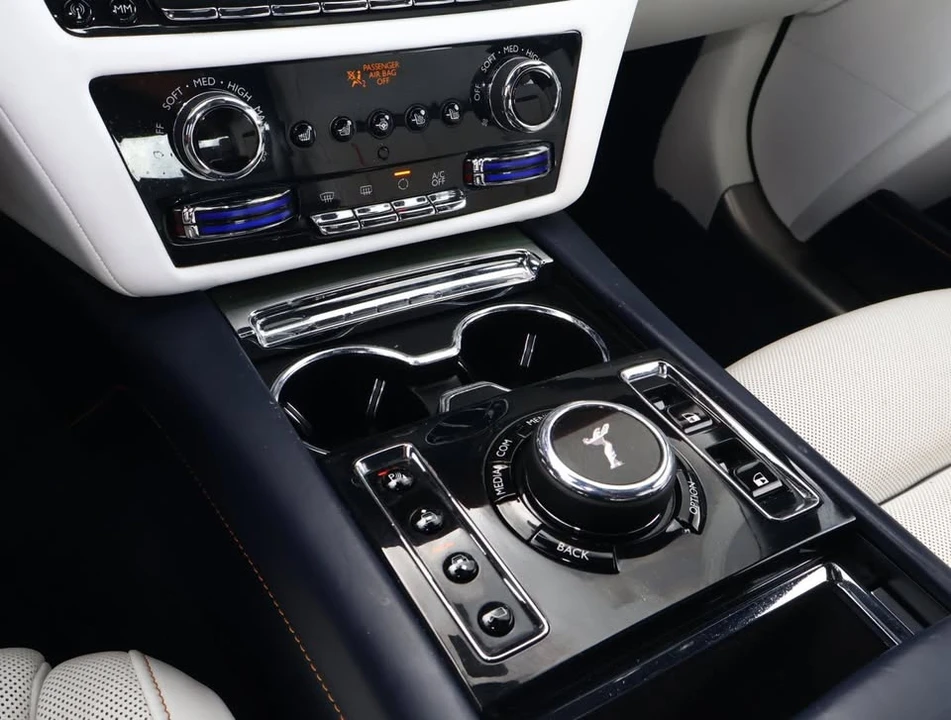 2022 Rolls-Royce Ghost 2nd Gen - Image 10 of 13