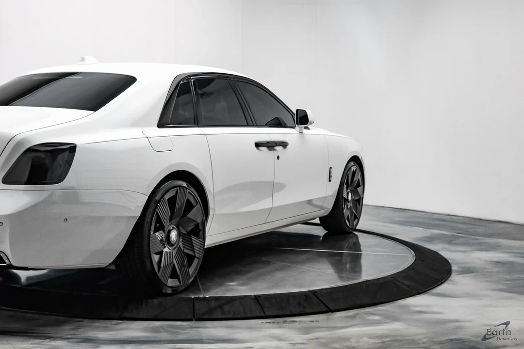 2022 Rolls-Royce Ghost 2nd Gen - Image 12 of 21