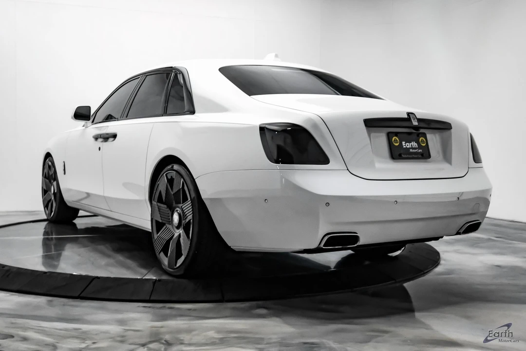 2022 Rolls-Royce Ghost 2nd Gen - Image 6 of 12