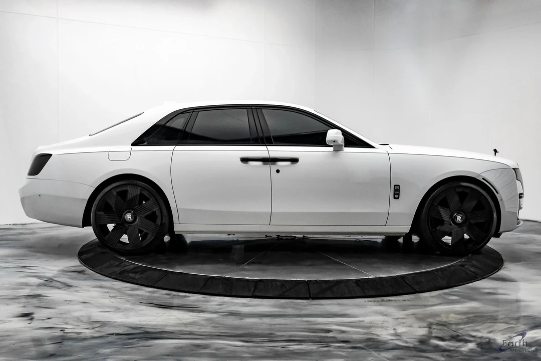 2022 Rolls-Royce Ghost 2nd Gen - Image 13 of 21
