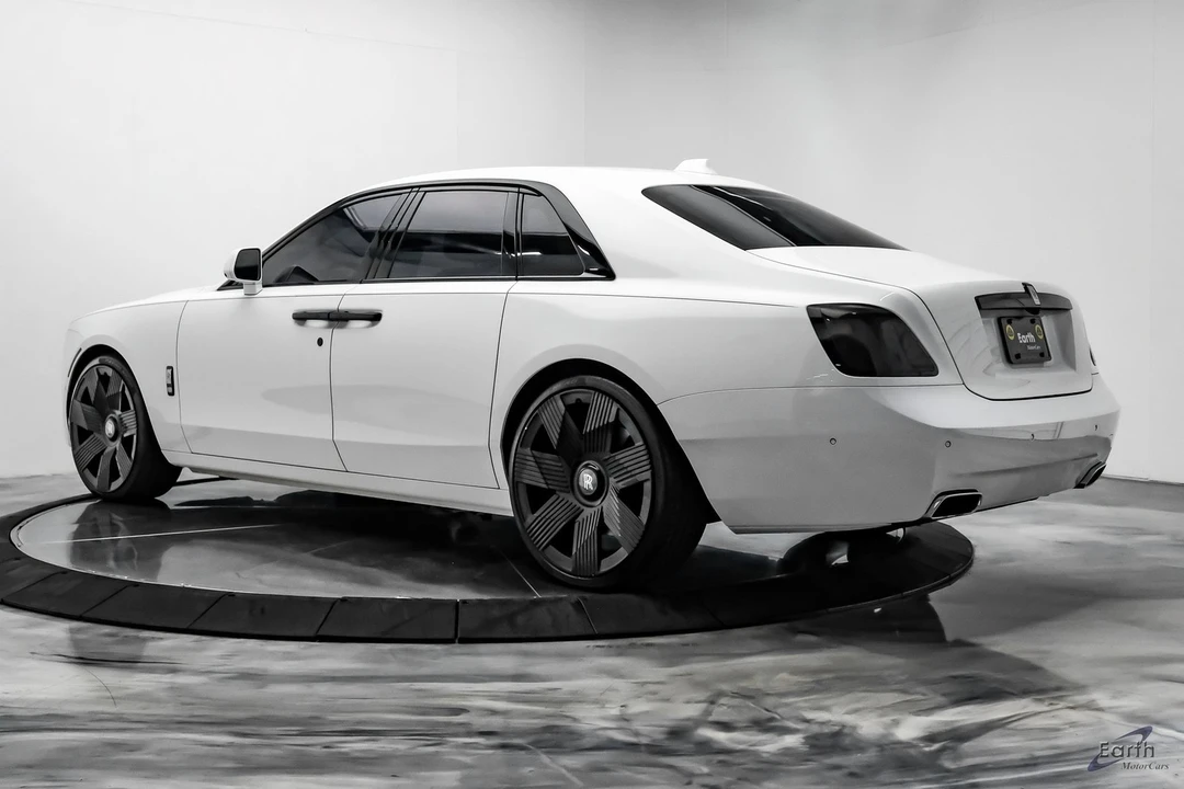 2022 Rolls-Royce Ghost 2nd Gen - Image 5 of 12