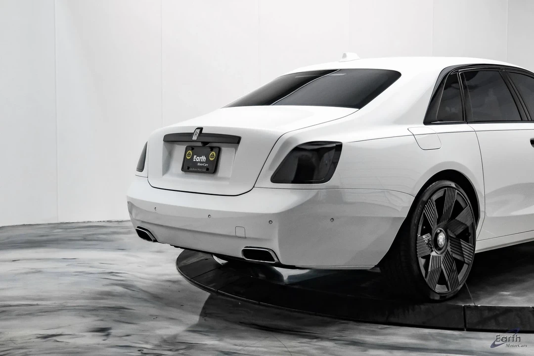 2022 Rolls-Royce Ghost 2nd Gen - Image 11 of 21