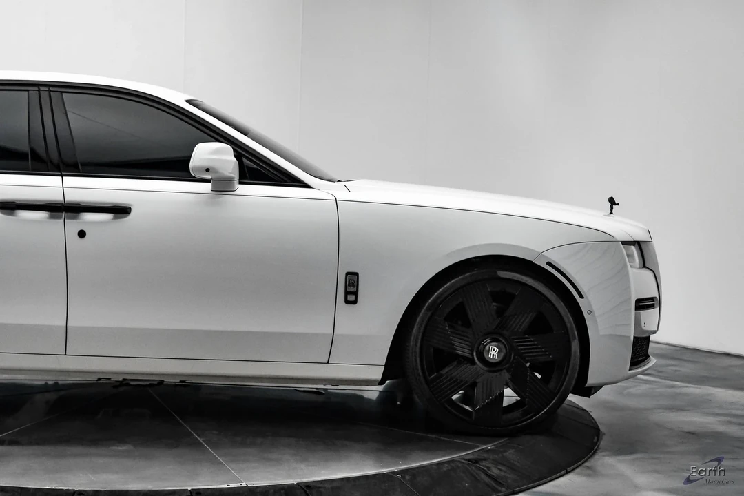 2022 Rolls-Royce Ghost 2nd Gen - Image 15 of 21