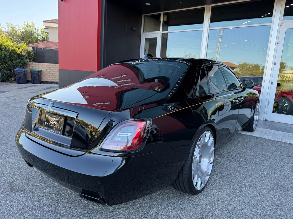 2022 Rolls-Royce Ghost 2nd Gen - Image 18 of 31