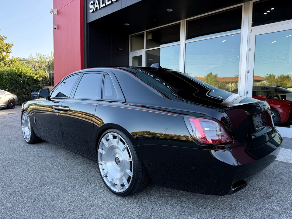 2022 Rolls-Royce Ghost 2nd Gen - Image 9 of 31