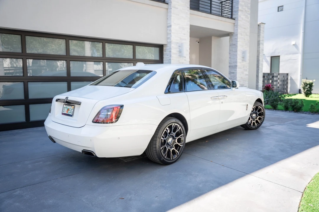 2022 Rolls-Royce Ghost 2nd Gen - Image 9 of 31