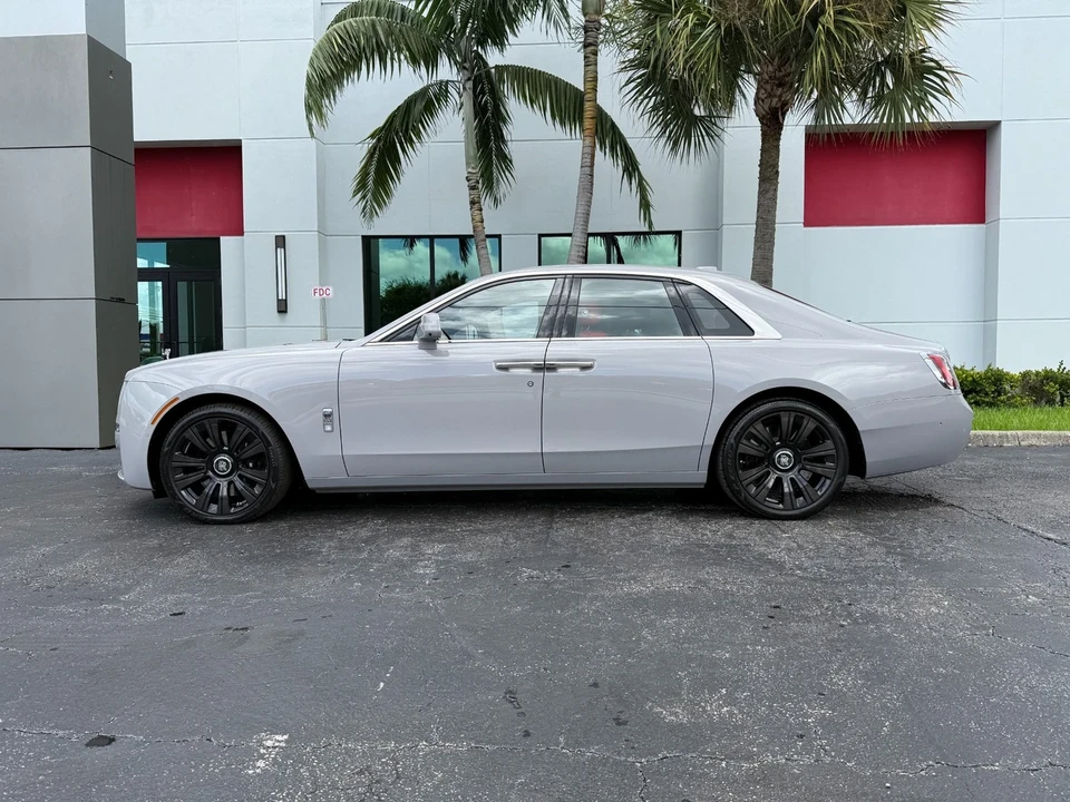 2022 Rolls-Royce Ghost 2nd Gen - Image 19 of 21