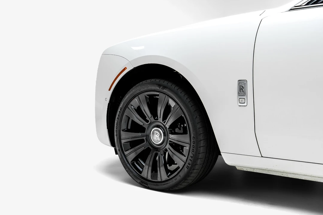 2022 Rolls-Royce Ghost 2nd Gen - Image 16 of 31